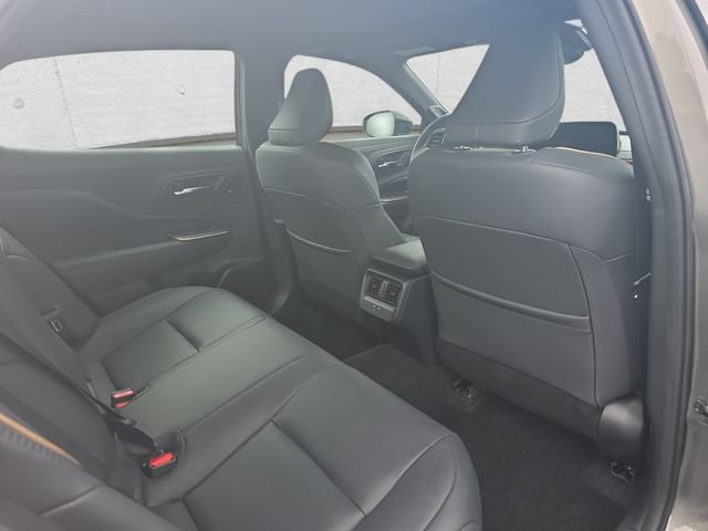 Used 2023 Toyota Crown Platinum AWD/4WD image 11