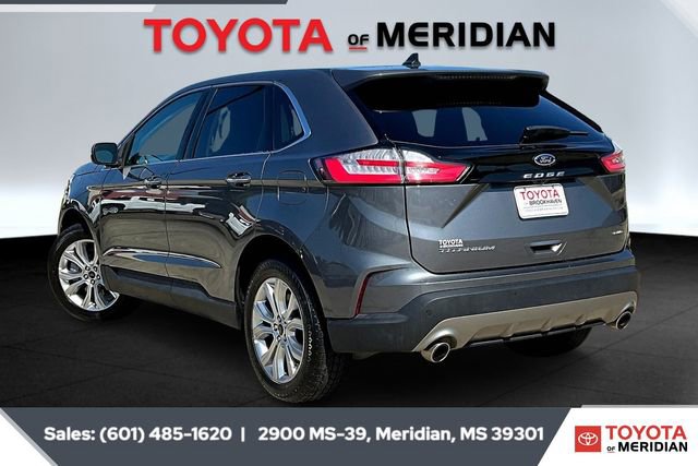 Used 2024 Ford Edge Titanium image 2