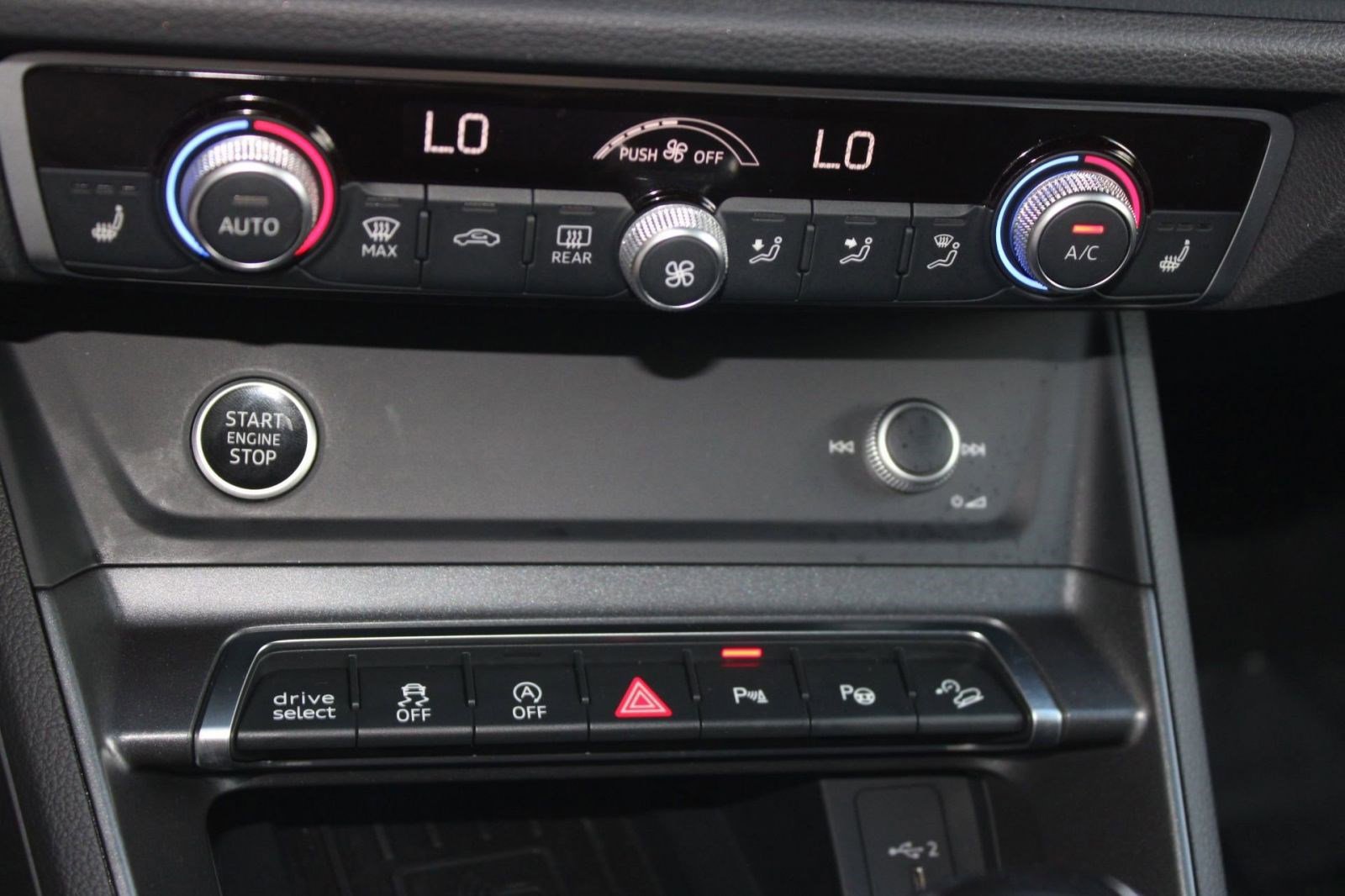 Used 2021 Audi Q3 2.0T Premium Plus image 17