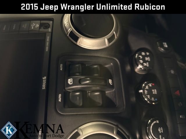 Used 2015 Jeep Wrangler Unlimited Rubicon w/ Connectivity Group image 13