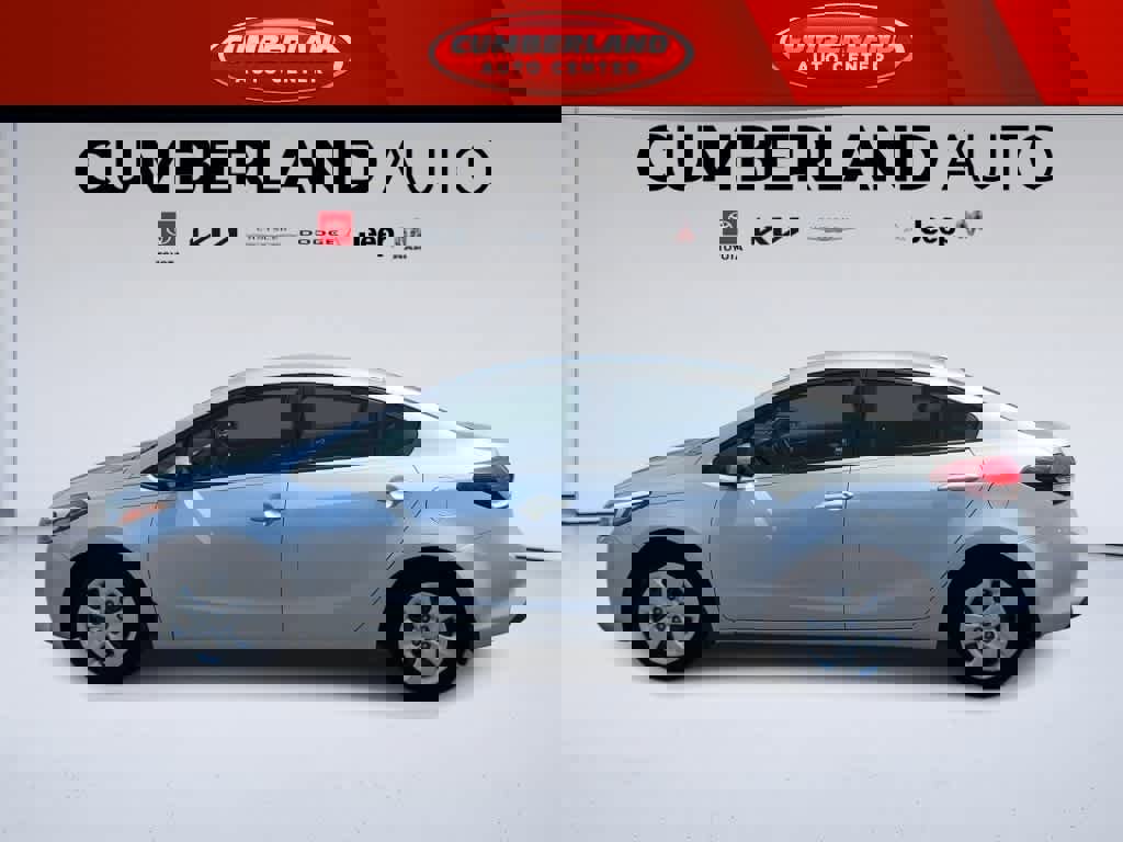 Used 2017 Kia Forte LX image 5