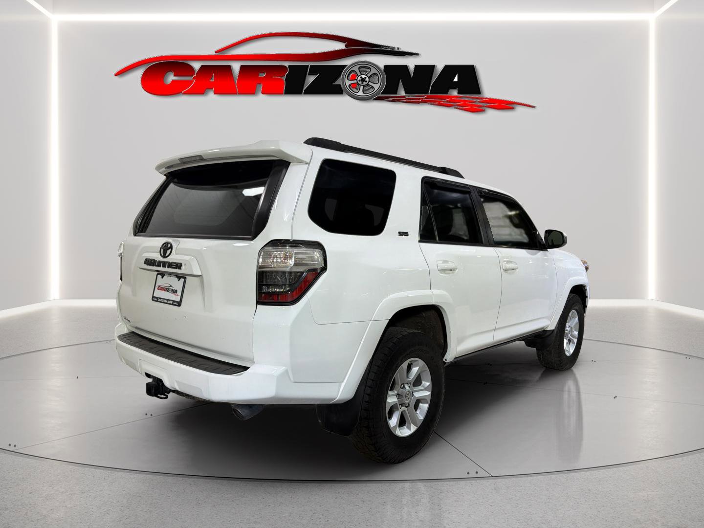 Used 2018 Toyota 4Runner SR5 AWD/4WD image 10