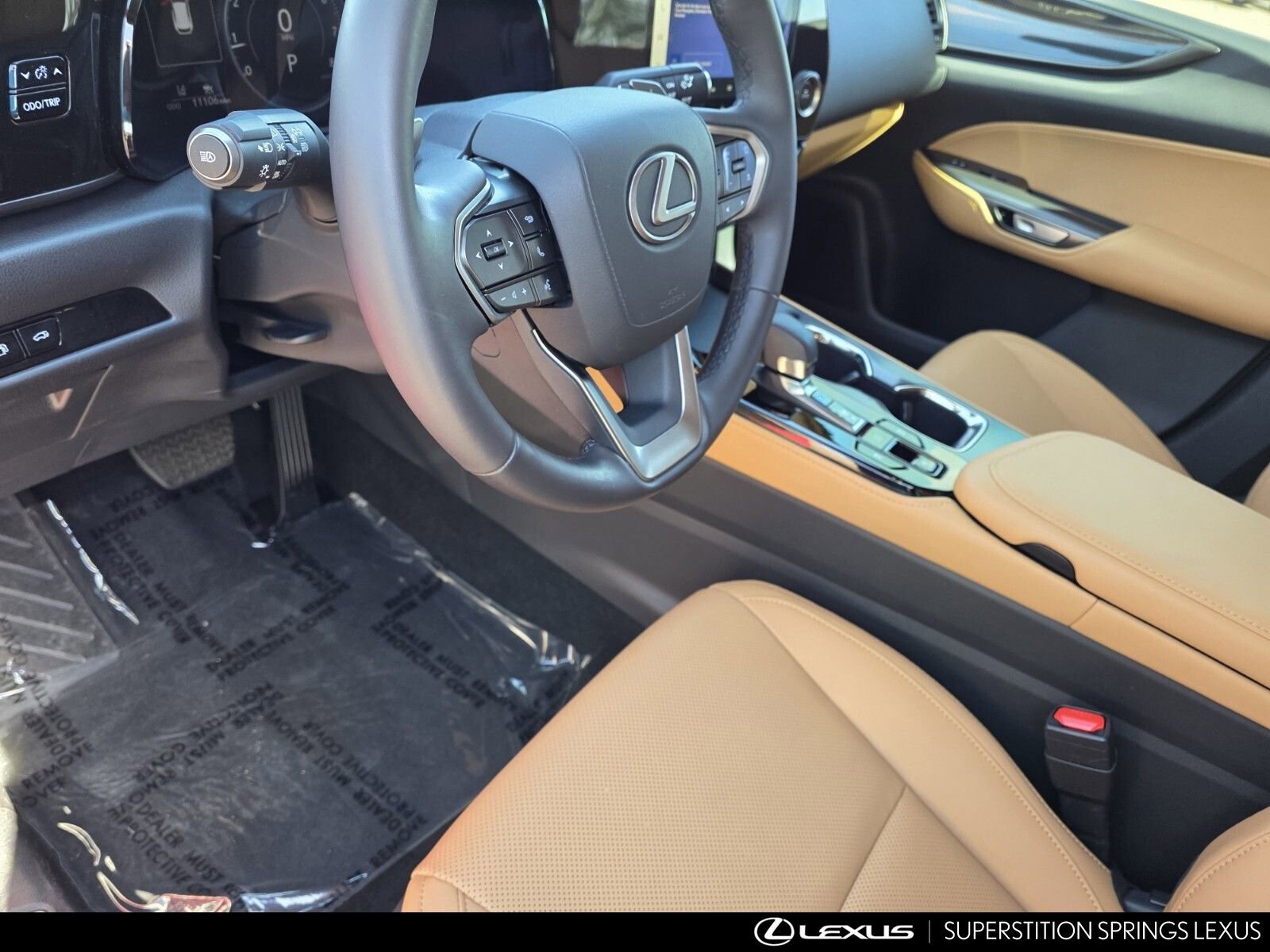 Used 2025 Lexus NX 250 FWD w/ Accessory Package (2T) image 12