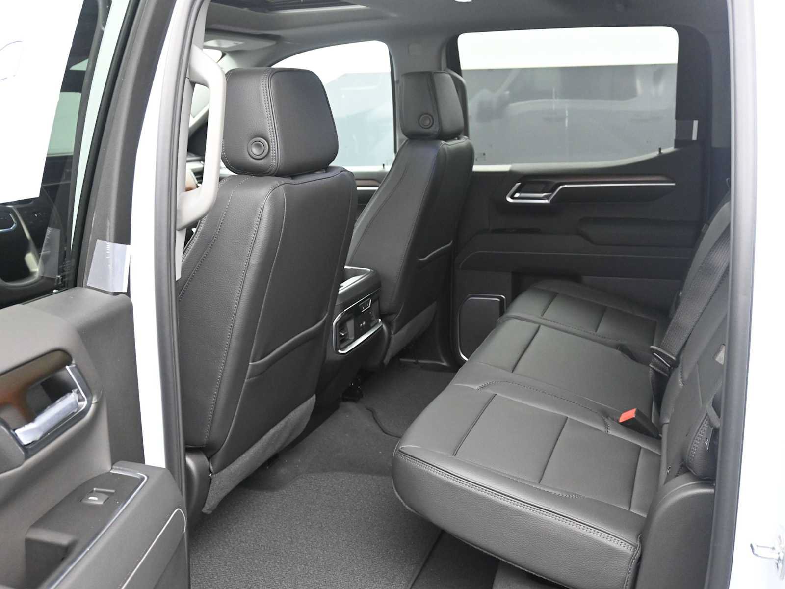 New 2026 GMC Sierra 1500 Denali w/ Technology Package AWD/4WD image 29