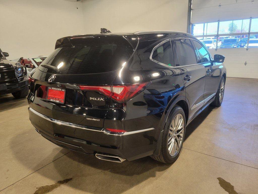 Used 2023 Acura MDX SH-AWD w/ Advance Package image 3