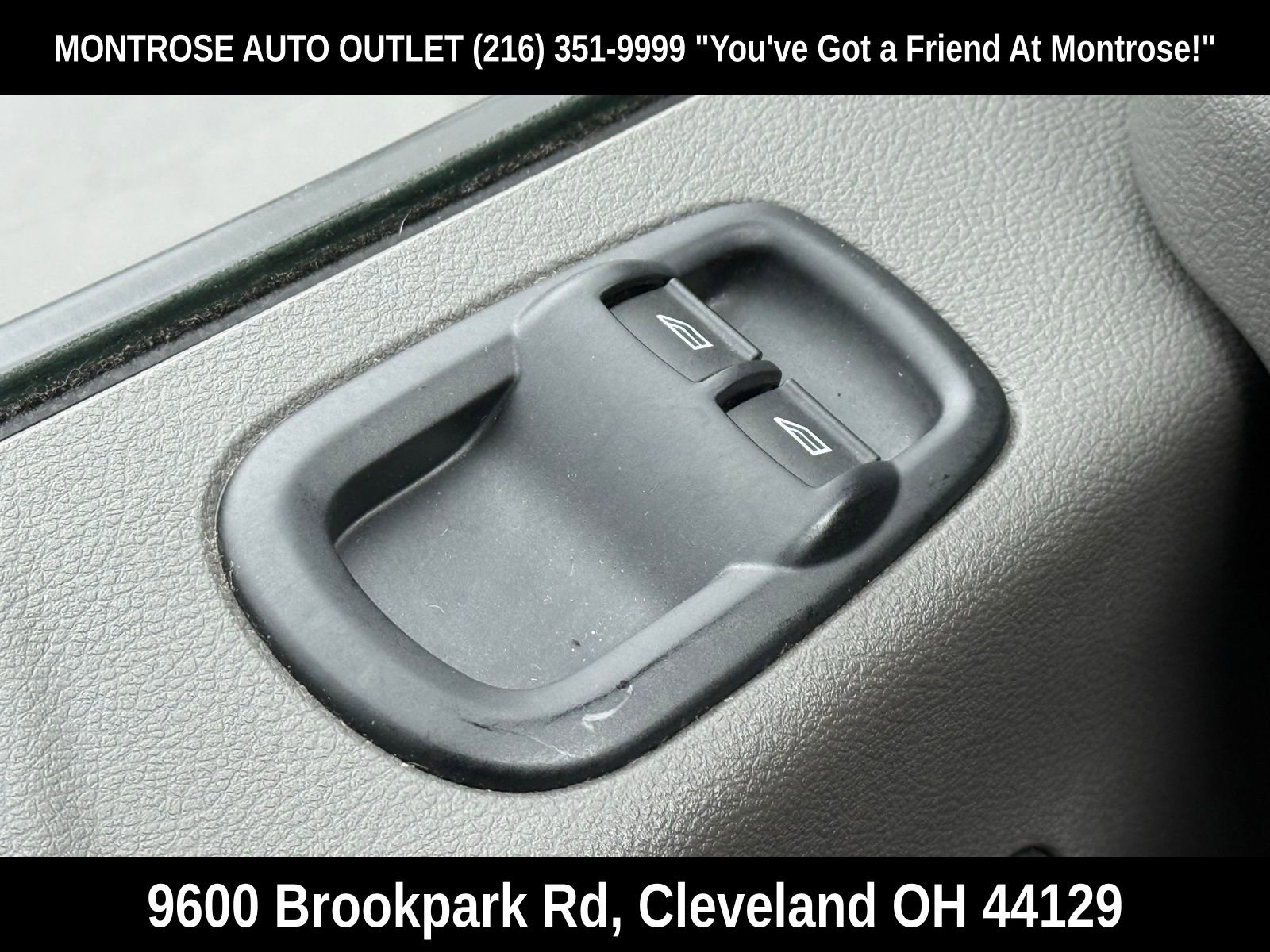 Used 2023 Ford Transit 250 Low Roof AWD w/ Exterior Upgrade Package image 25