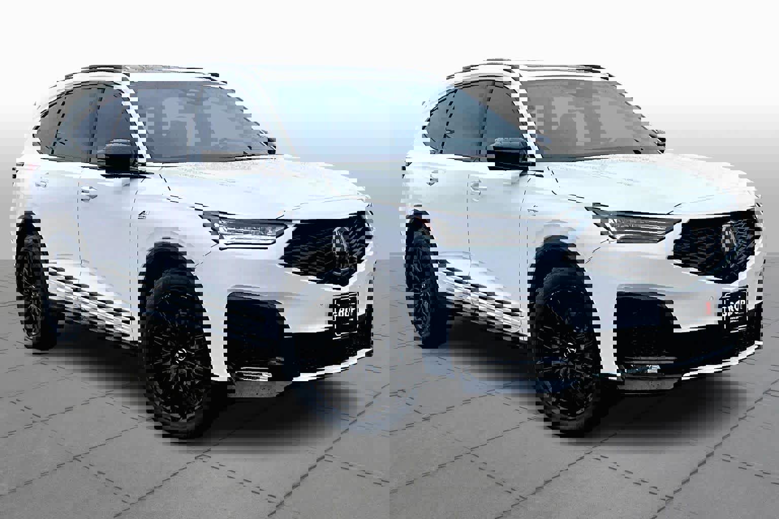 Used 2025 Acura MDX A-Spec image 2