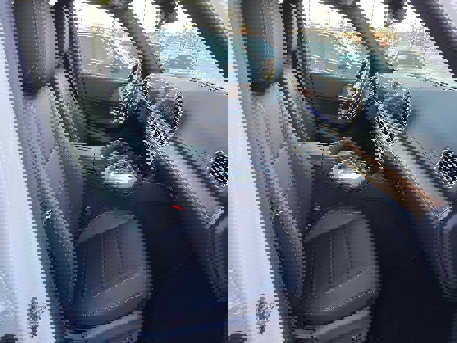 New 2026 Mercedes-Benz GLE 350 4MATIC image 11