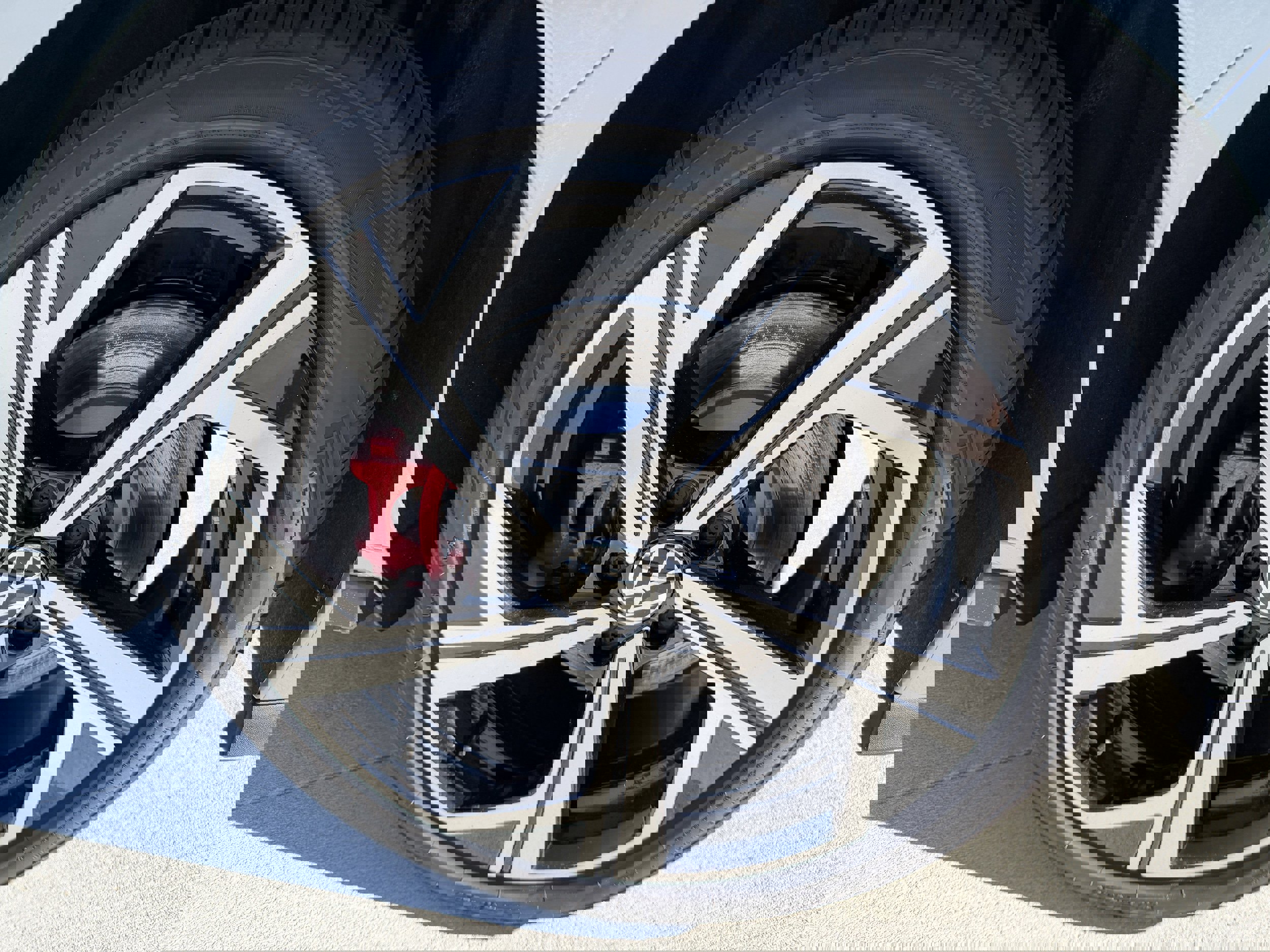 New 2026 Volkswagen GTI SE image 32