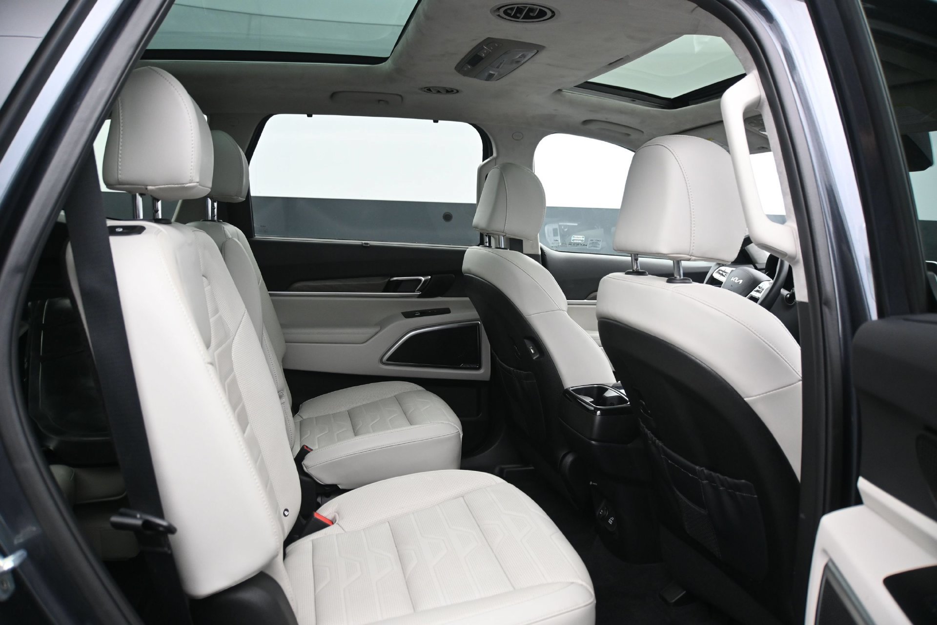 Used 2022 Kia Telluride SX w/ SX Prestige Package AWD/4WD image 14