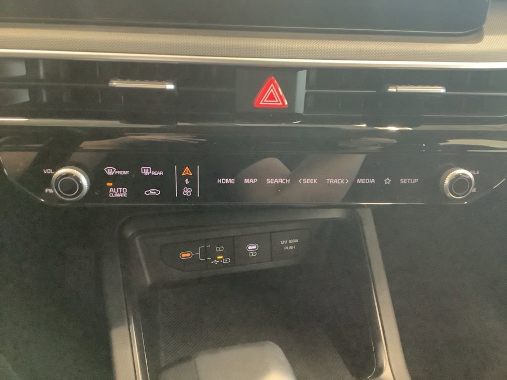 Certified 2025 Kia K5 LXS image 9