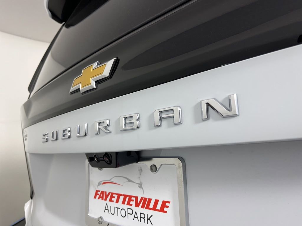 New 2026 Chevrolet Suburban High Country image 21