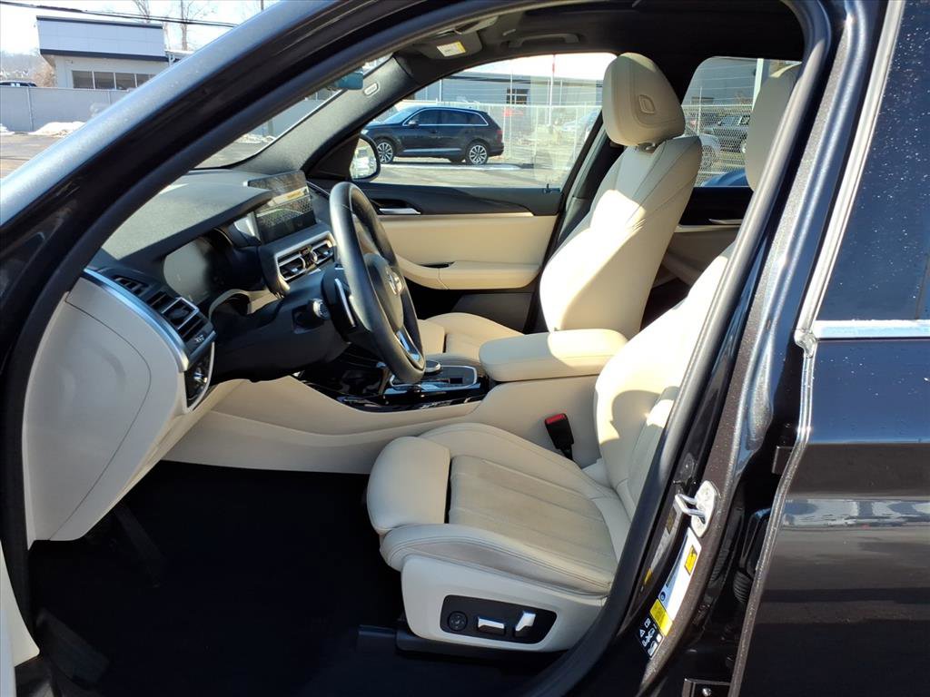 Used 2022 BMW X3 xDrive30i w/ Premium Package 2 image 11