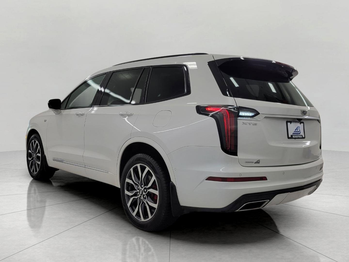 Certified 2022 Cadillac XT6 Sport w/ Technology Package image 21