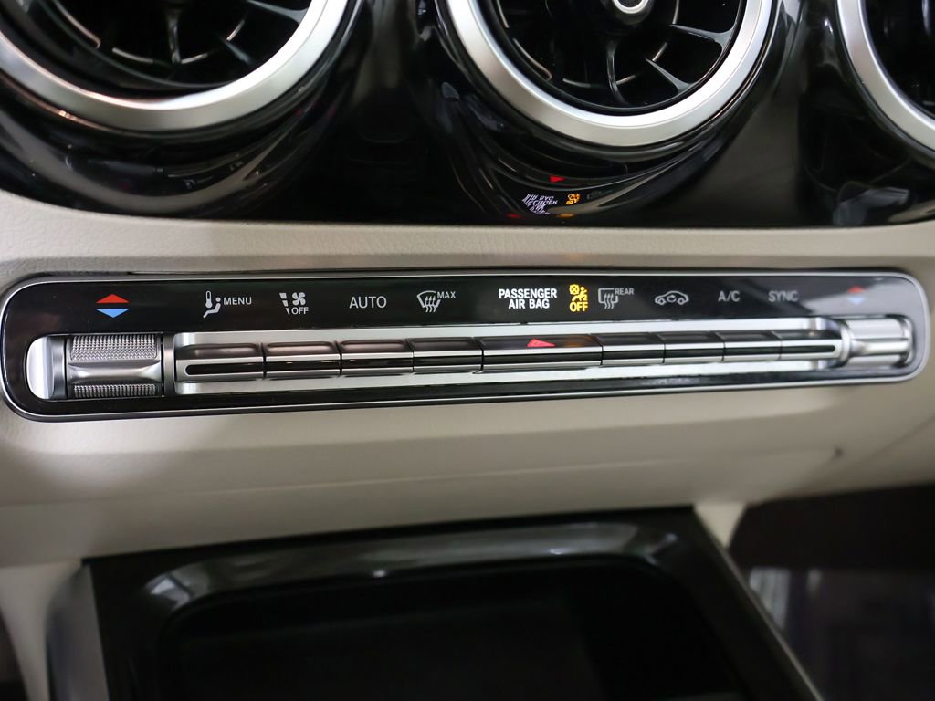 Used 2022 Mercedes-Benz GLA 250 4MATIC w/ Premium Package image 49