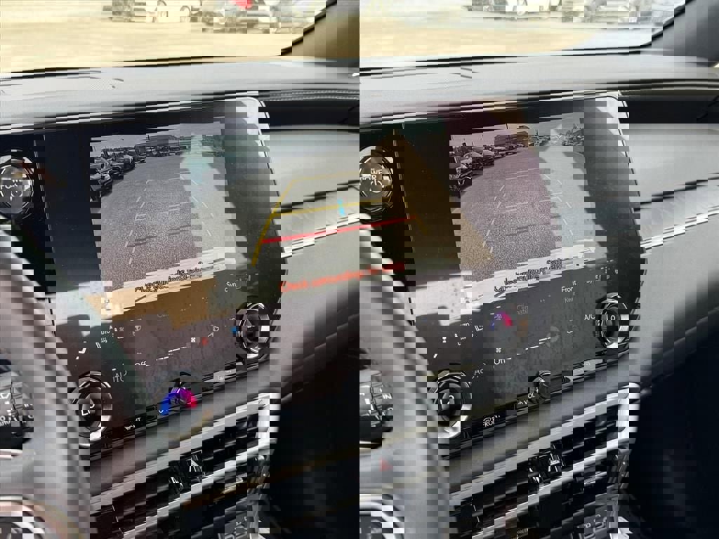 Used 2023 Lexus RX 350 w/ Accessory Package (2T) AWD/4WD image 25