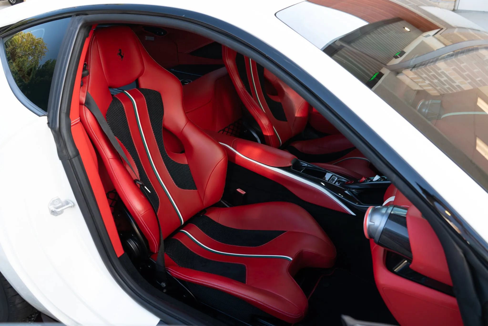 Used 2020 Ferrari 812 Superfast RWD image 68
