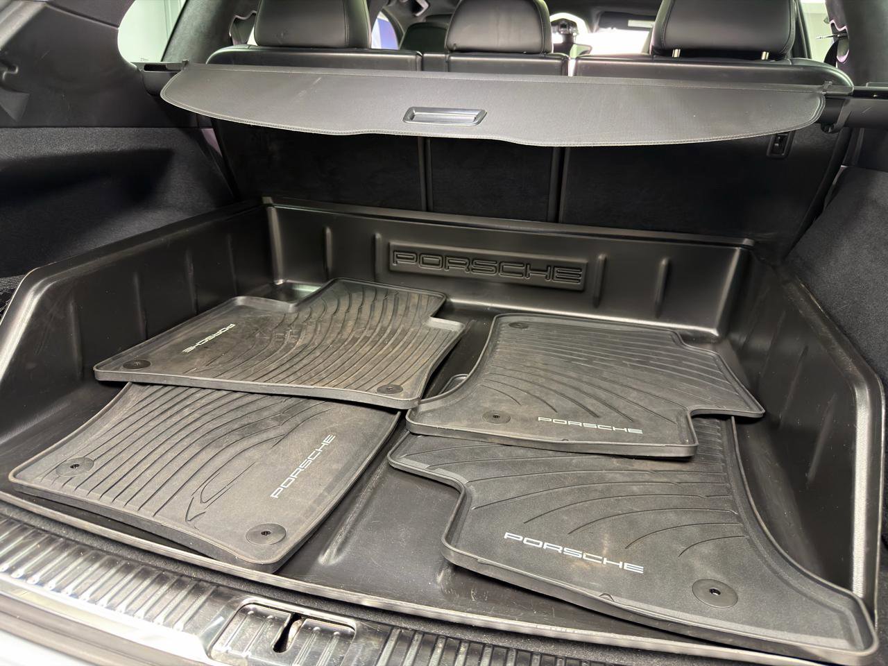 Used 2016 Porsche Cayenne GTS image 39