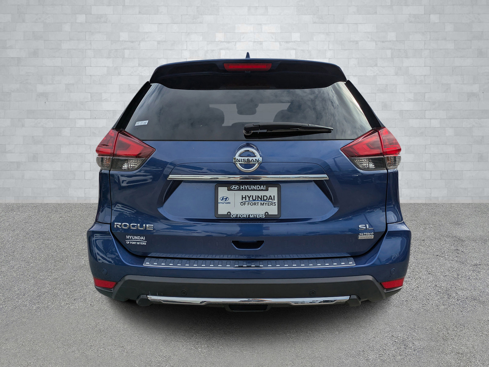 Used 2020 Nissan Rogue SL w/ Premium Package image 6