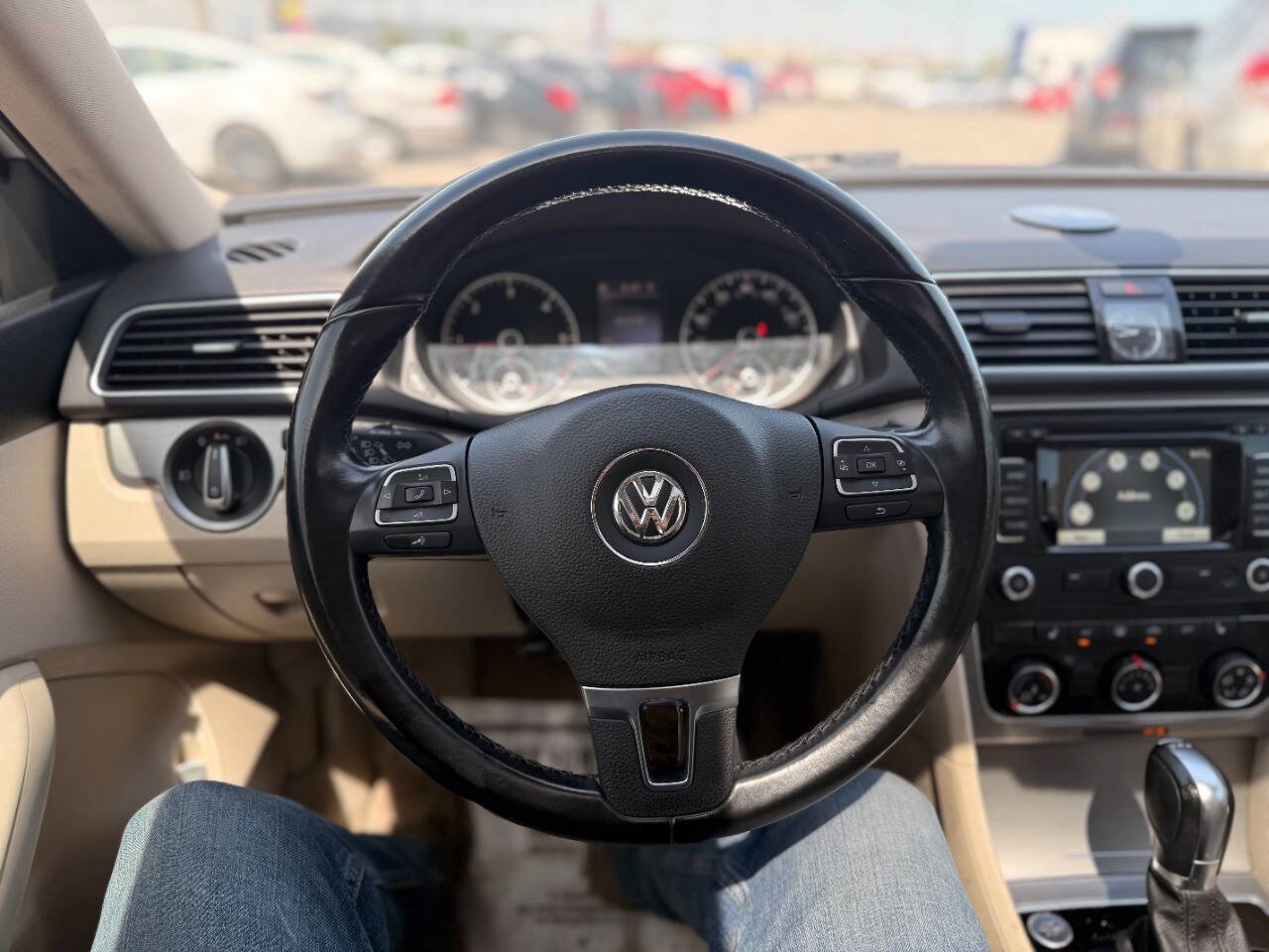Used 2014 Volkswagen Passat TDI SE FWD image 33