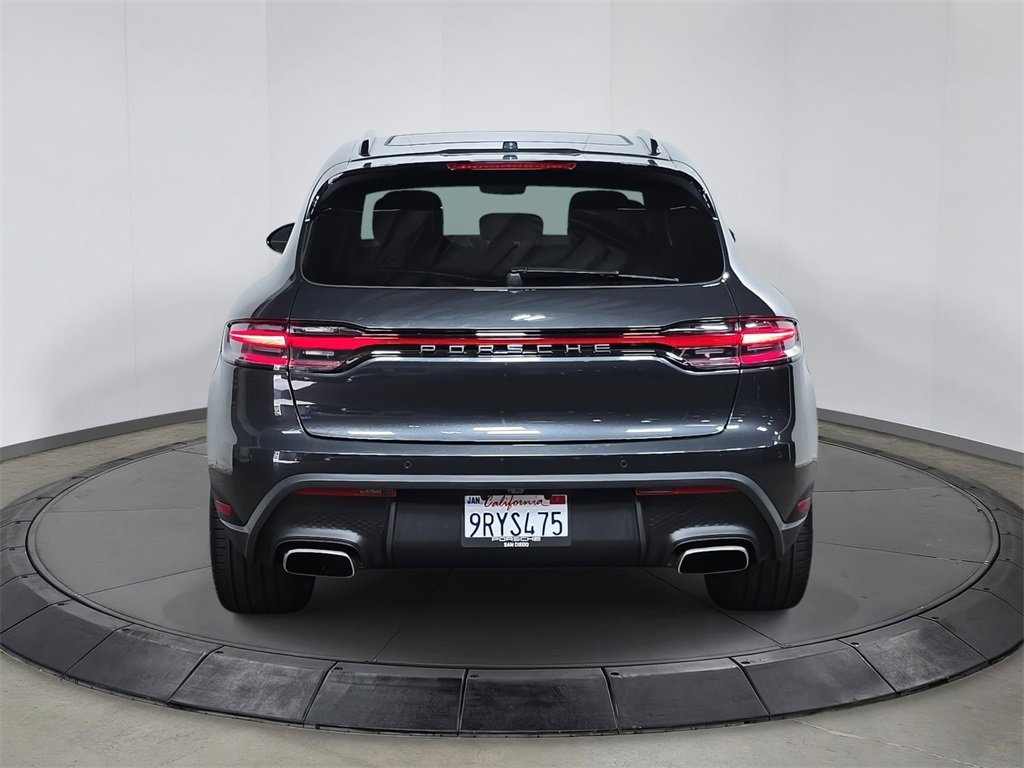 Used 2025 Porsche Macan image 6