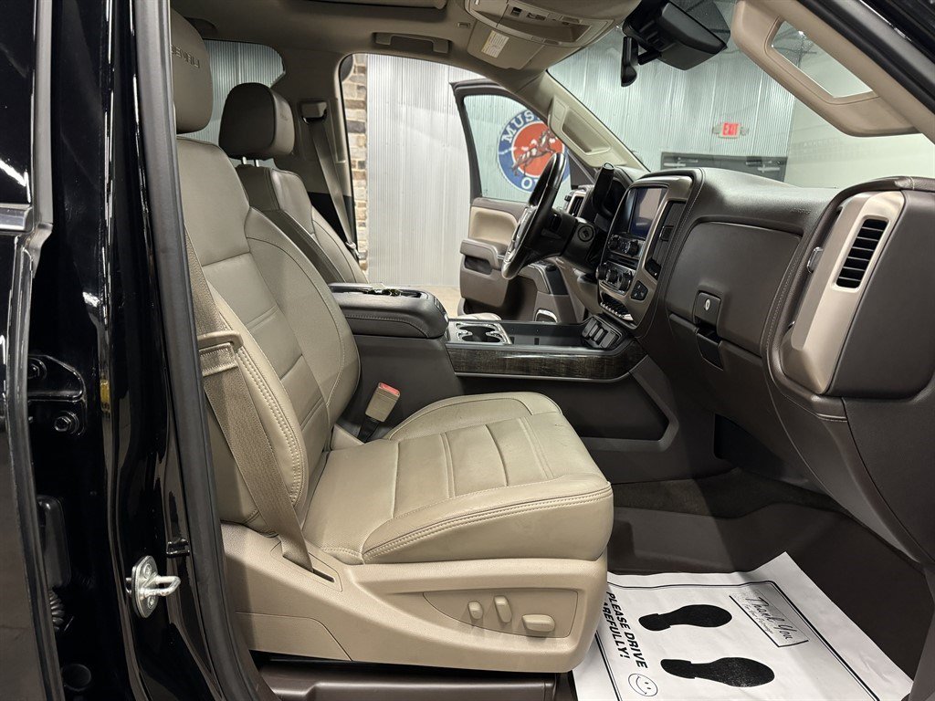 Used 2015 GMC Sierra 3500 Denali w/ Duramax Plus Package AWD/4WD image 35