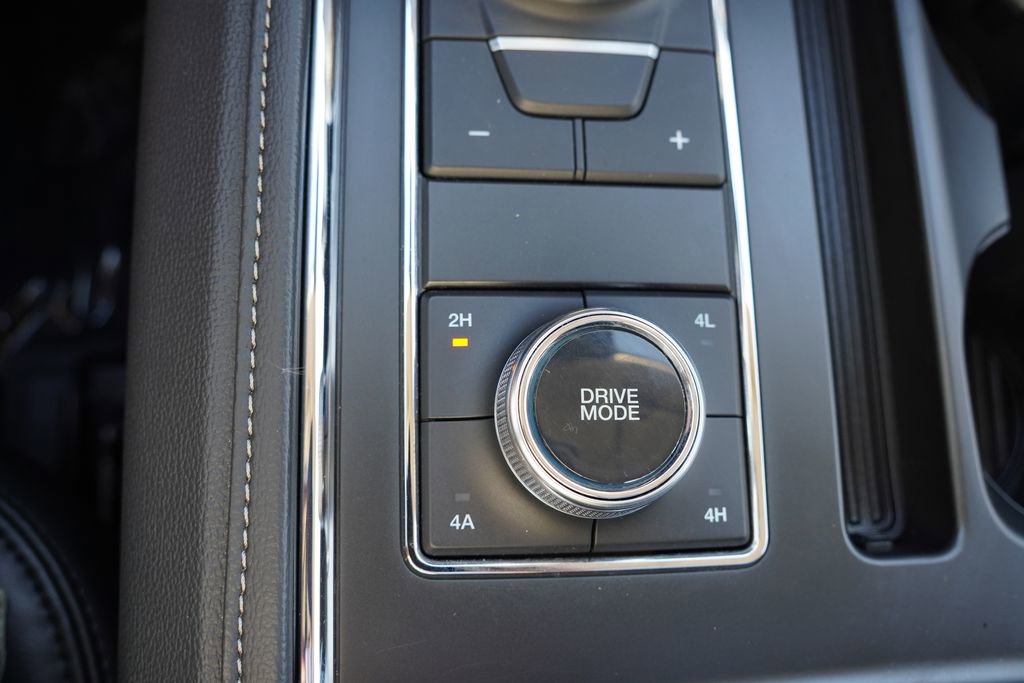 Used 2024 Ford Expedition Max XLT AWD/4WD image 36