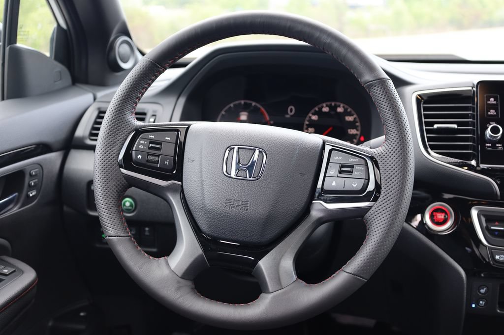 New 2026 Honda Ridgeline Black Edition image 30