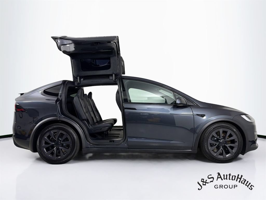 Used 2024 Tesla Model X AWD/4WD image 8