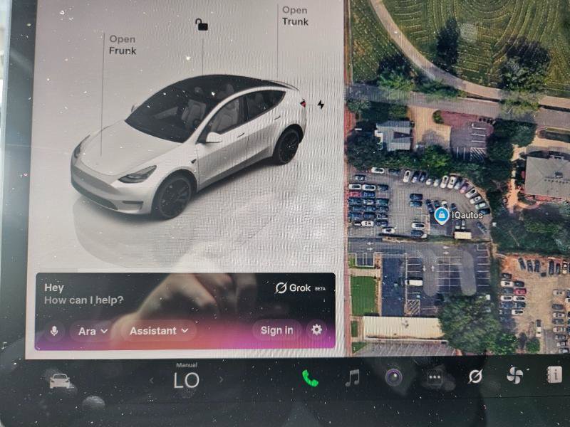 Used 2023 Tesla Model Y Performance AWD/4WD image 46