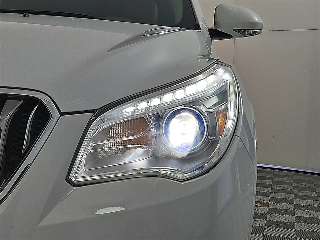 Used 2017 Buick Enclave Leather image 12