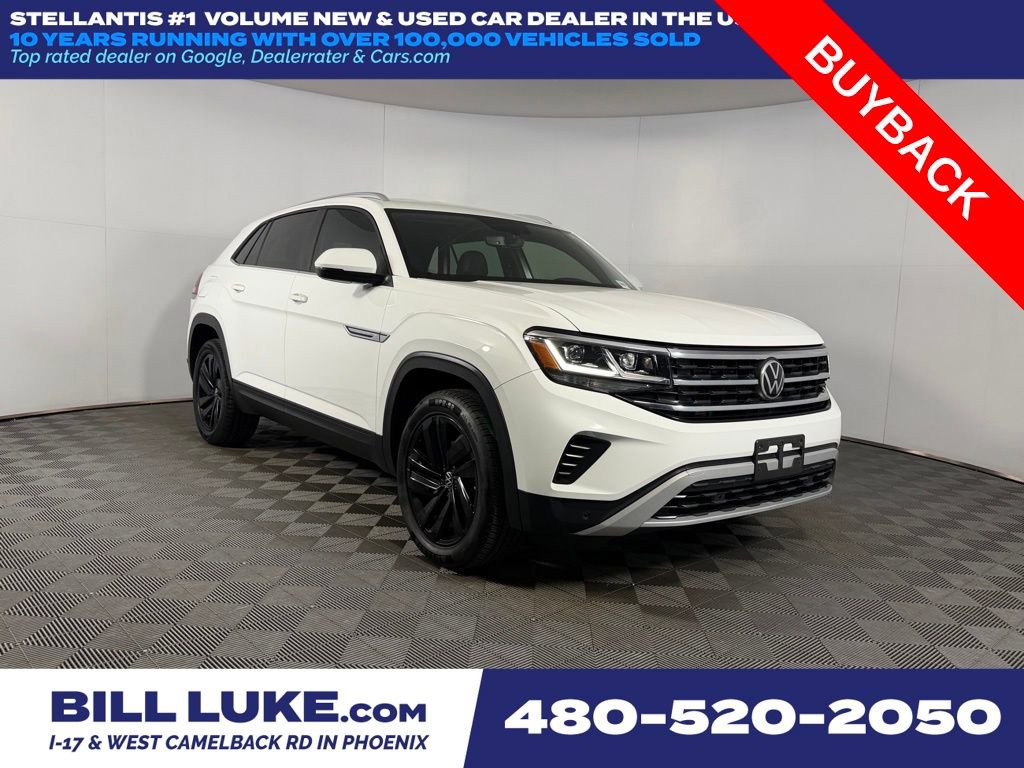 Used 2021 Volkswagen Atlas Cross Sport SE w/ 20" Black Wheels Package FWD image 1