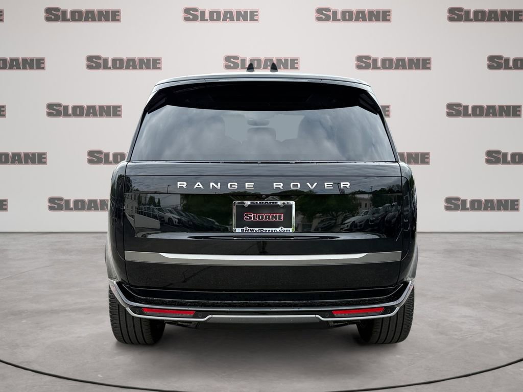 Used 2025 Land Rover Range Rover SE AWD/4WD image 4