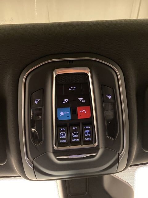 New 2026 Jeep Grand Cherokee Limited image 15