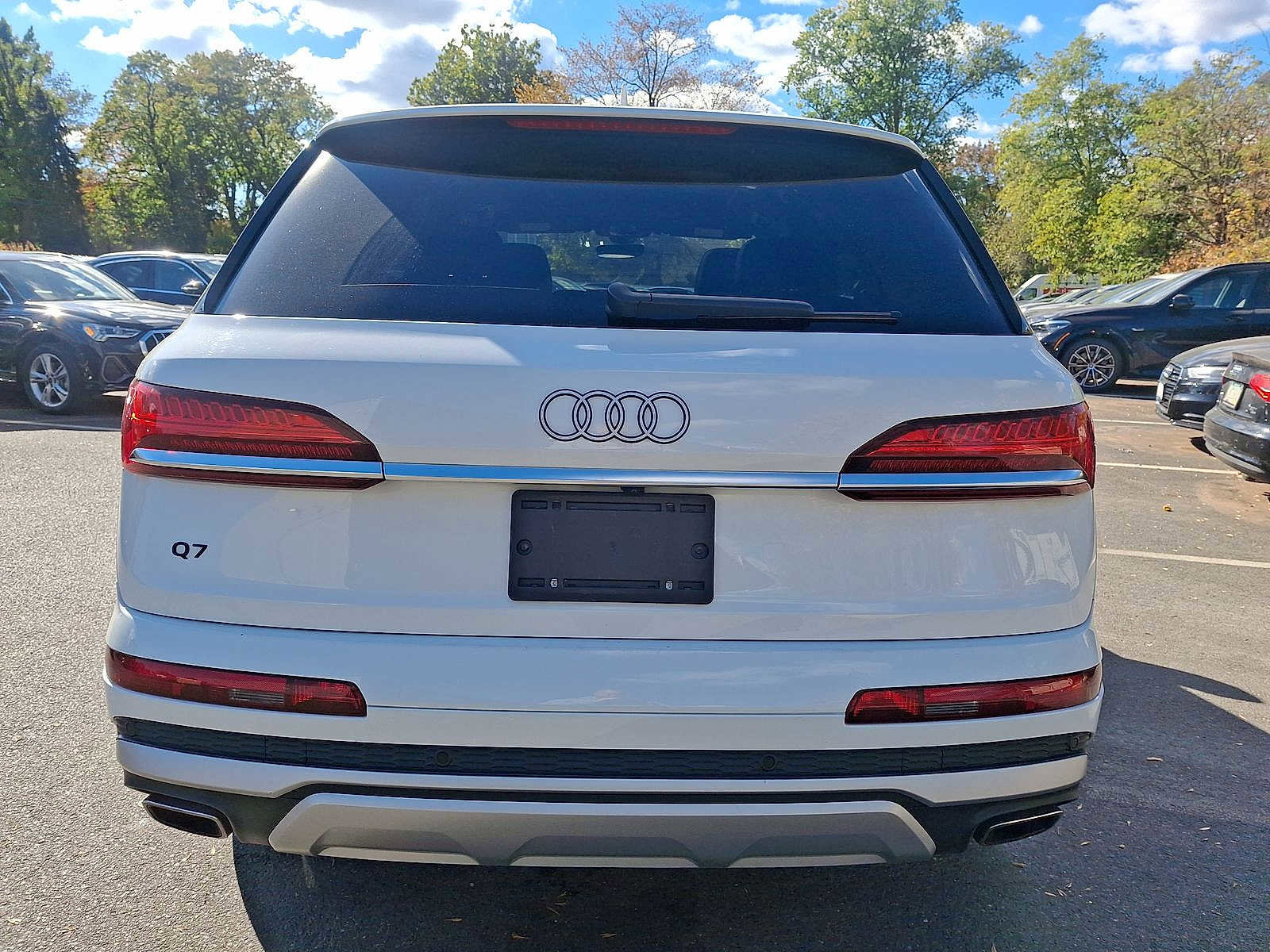 Certified 2025 Audi Q7 3.0T Premium Plus image 18