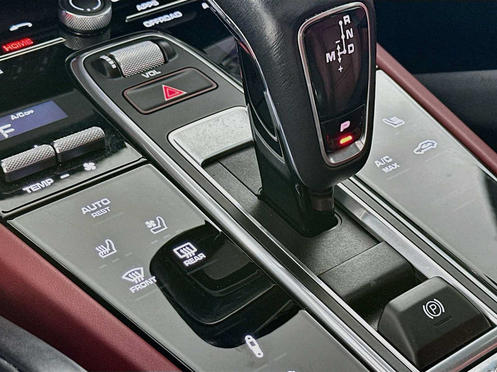 Certified 2021 Porsche Cayenne Turbo AWD/4WD image 21