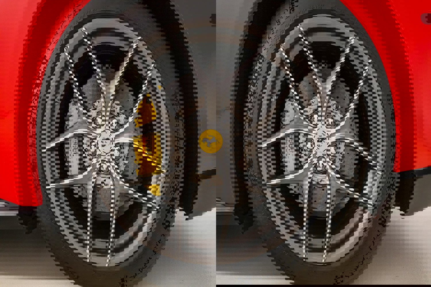 Used 2017 Ferrari F12 Berlinetta image 14