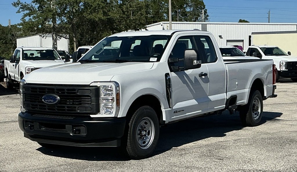 New 2026 Ford F350 XL image 2