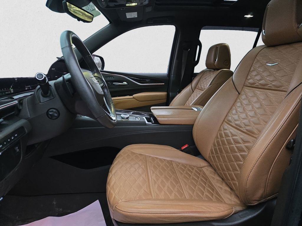 Certified 2021 Cadillac Escalade Premium Luxury image 14