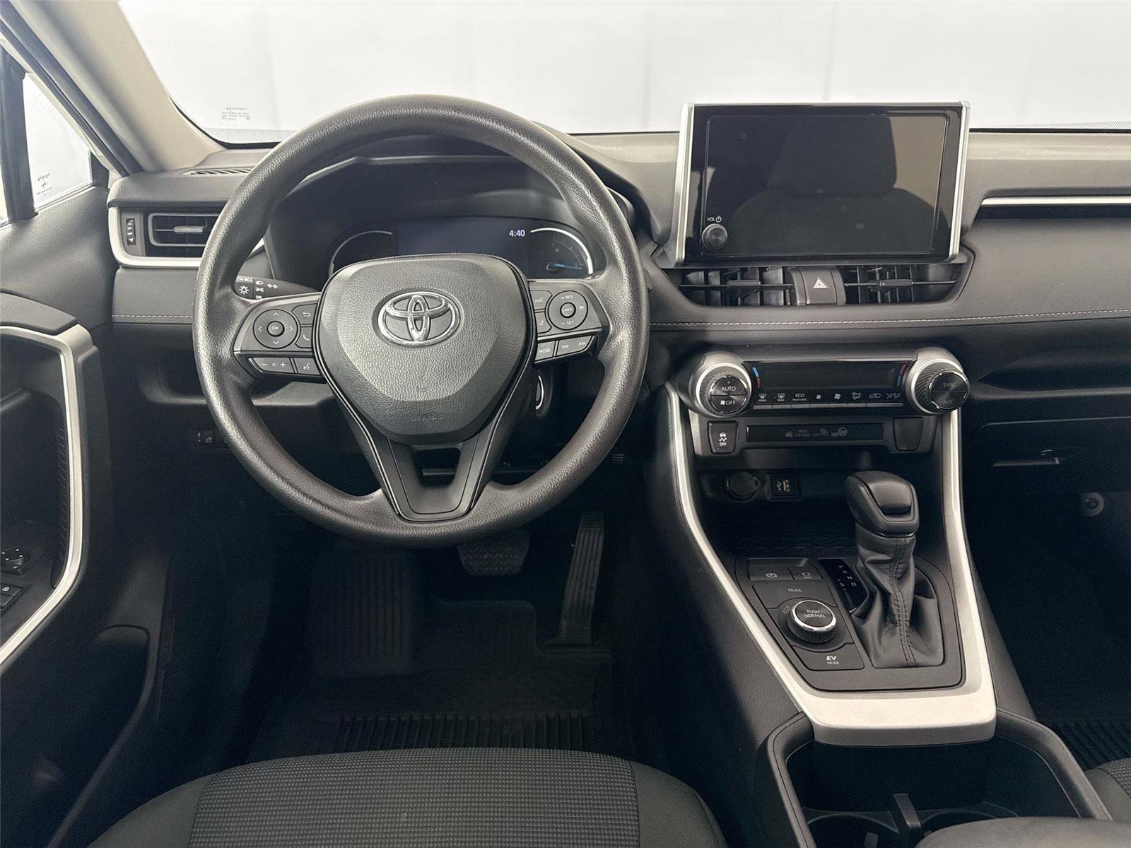Certified 2024 Toyota RAV4 LE AWD/4WD image 27
