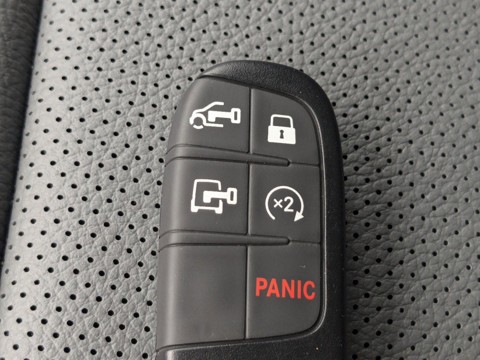 New 2025 RAM ProMaster 3500 w/ Leather Interior Group image 40