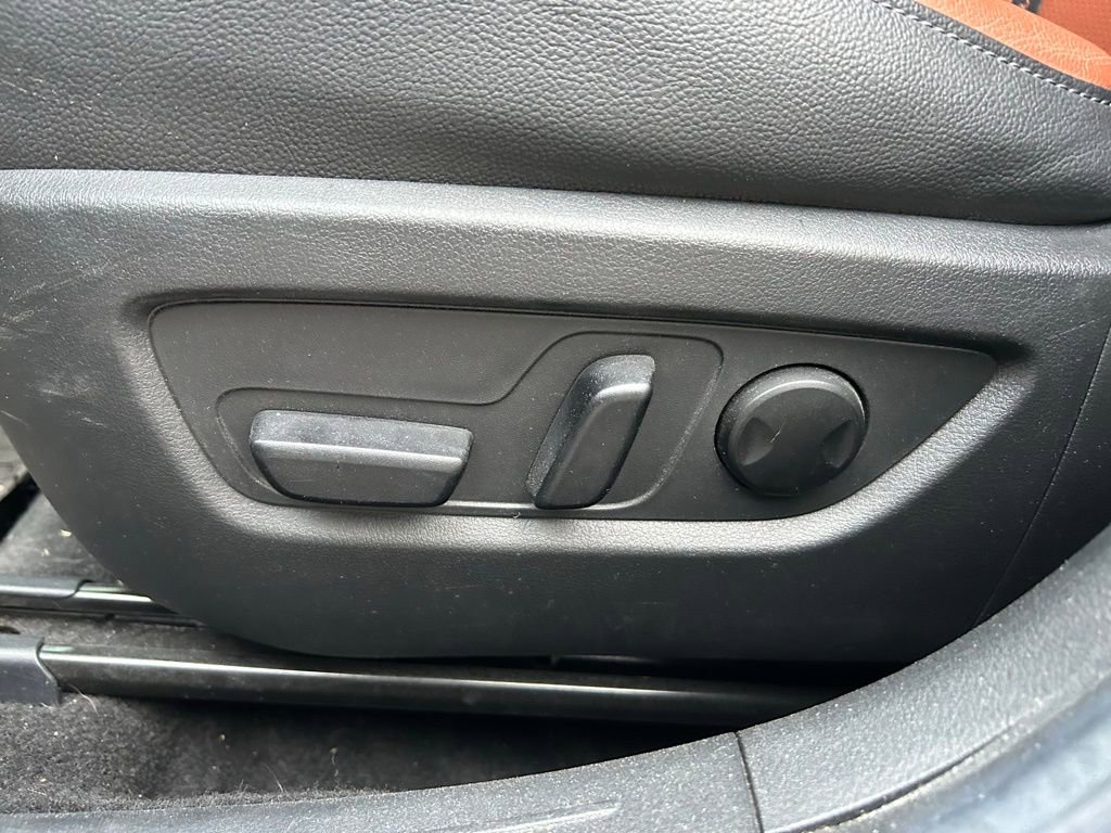 Used 2024 MAZDA CX-50 Meridian Edition w/ Apex Package image 16