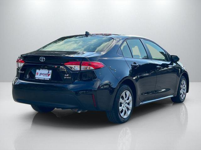 Certified 2025 Toyota Corolla LE image 5