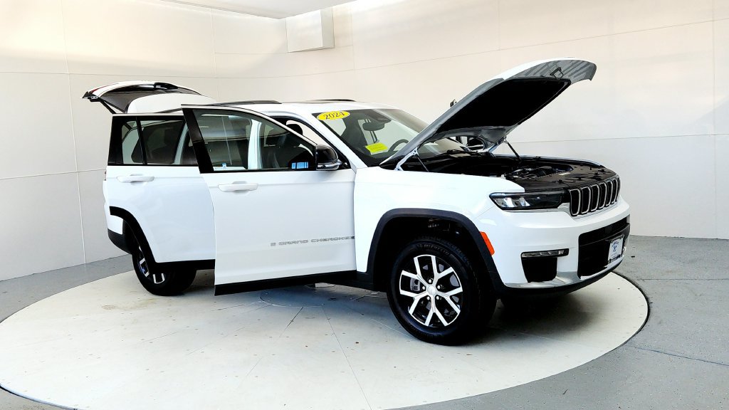 Used 2024 Jeep Grand Cherokee L Limited AWD/4WD image 12