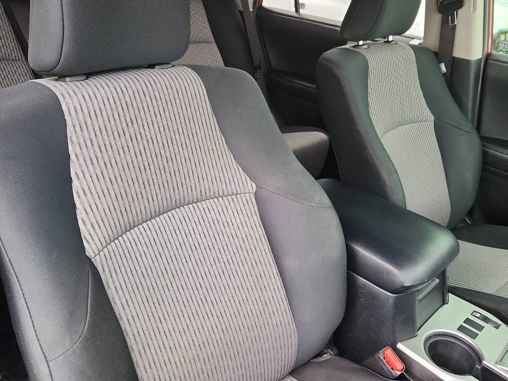 Used 2017 Toyota 4Runner SR5 AWD/4WD image 17