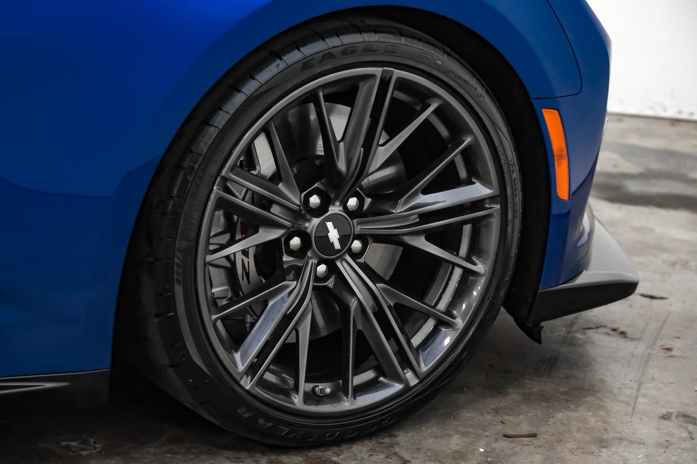 Used 2018 Chevrolet Camaro ZL1 image 38