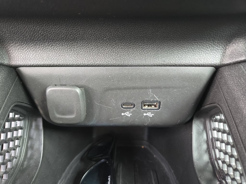 Used 2025 Chevrolet TrailBlazer LT FWD image 28