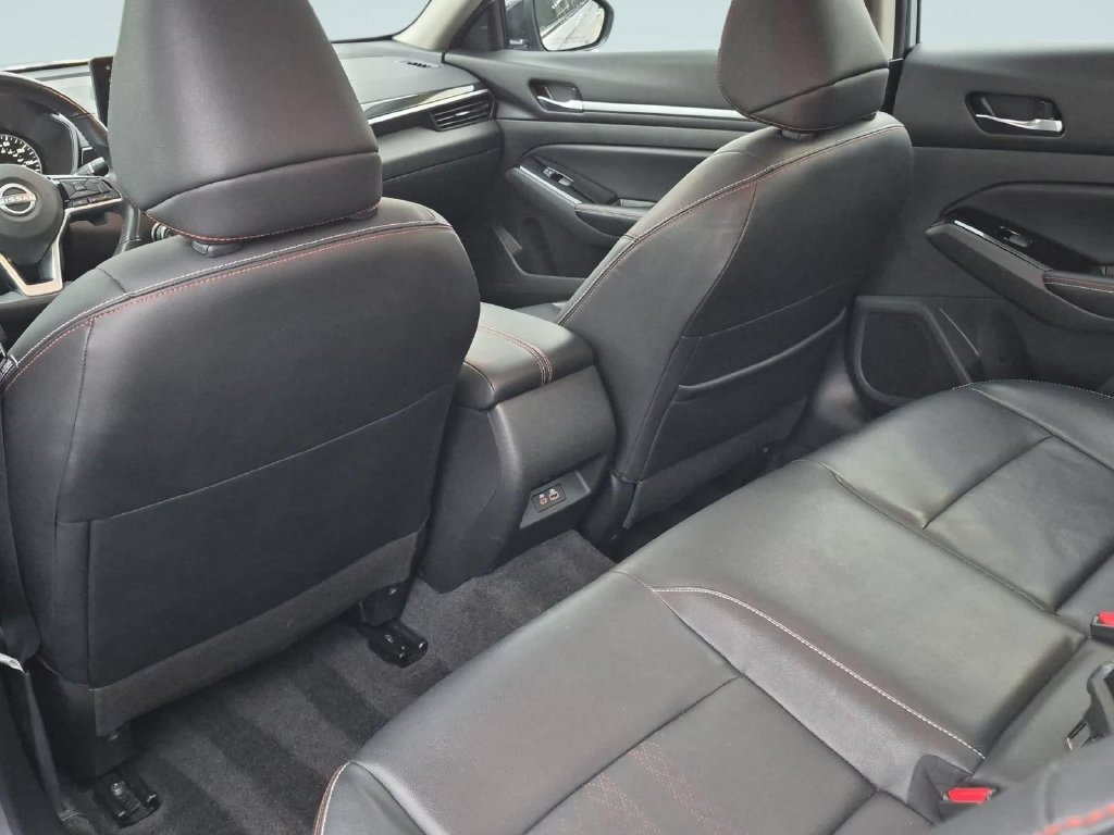 Used 2024 Nissan Altima 2.5 SR w/ SR Premium Package AWD/4WD image 25