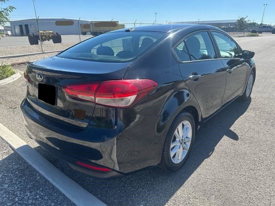 Used 2017 Kia Forte LX FWD image 5