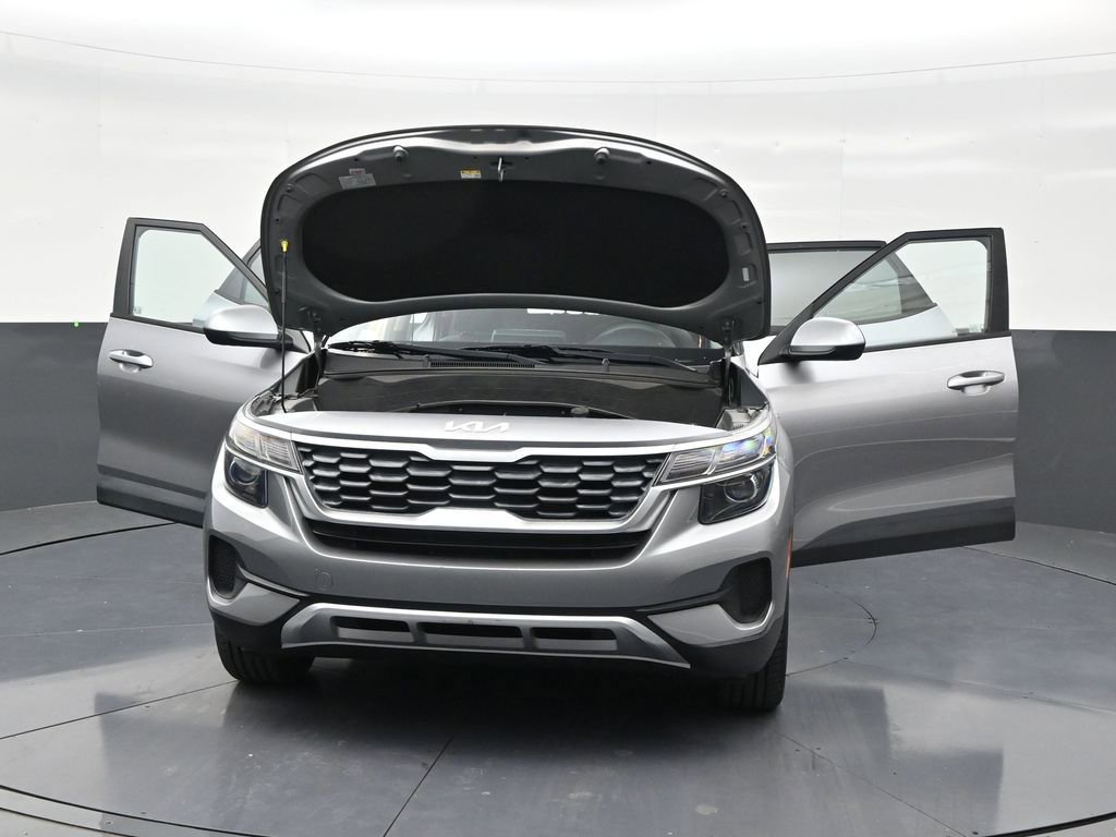 Used 2022 Kia Seltos LX AWD/4WD image 33